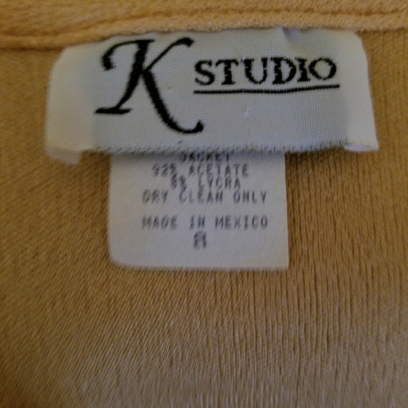 Dress - Picture 7 of 8